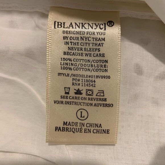 NWT REVOLVE BLANKNYC Puff Sleeve Romper in Downtown Vibes. Size Large - Picture 8 of 8